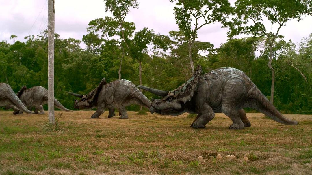 侏罗纪进攻(2013)的剧照 侏罗纪进攻(2013)的剧照