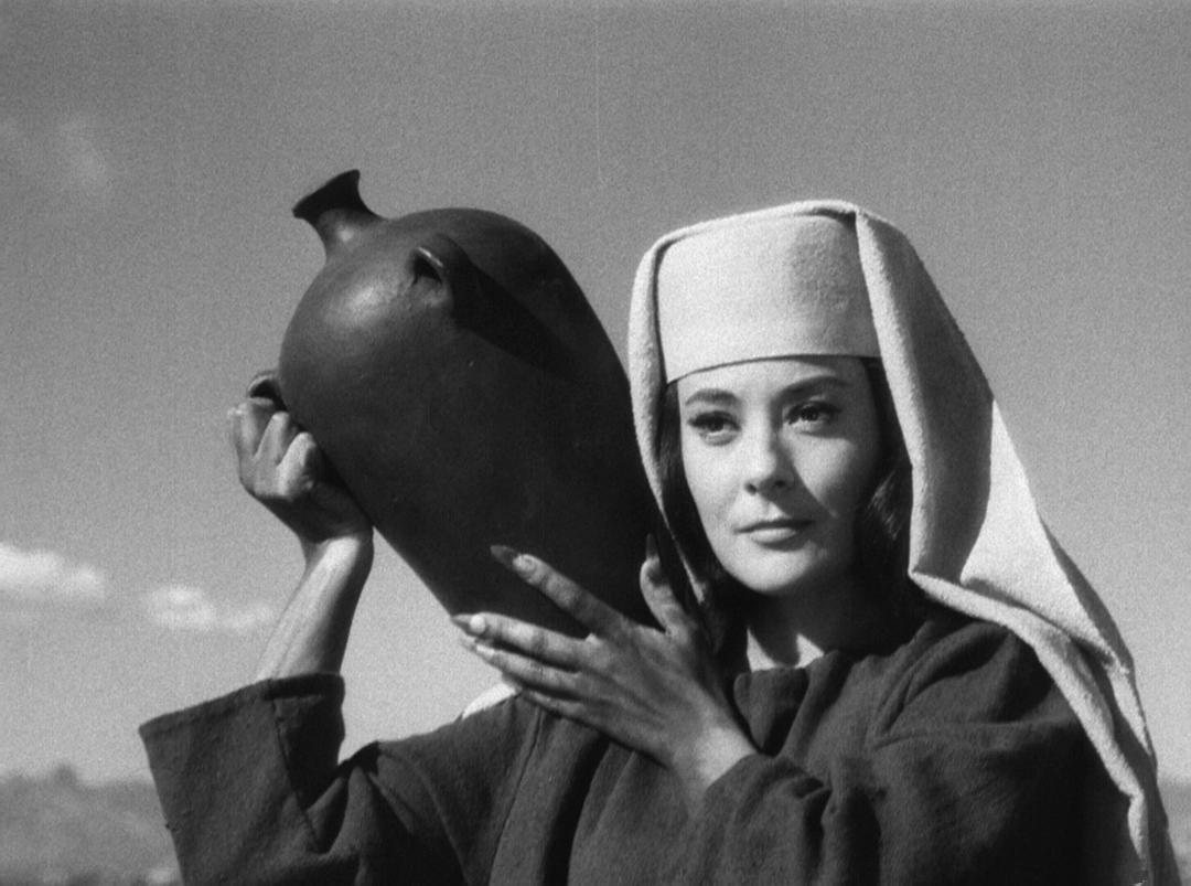 沙漠中的西蒙(1965)的剧照 沙漠中的西蒙(1965)的剧照