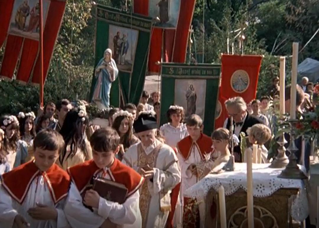 野百合(1972)的剧照 野百合(1972)的剧照