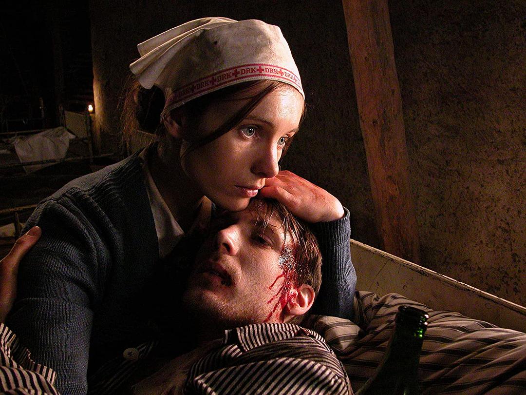 烽火孪生泪(2002)的剧照 烽火孪生泪(2002)的剧照