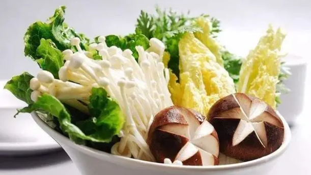 柯基零食大盘点，除了狗粮还能吃这6种食物