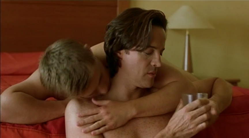 爱之食粮(2002)的剧照 爱之食粮(2002)的剧照