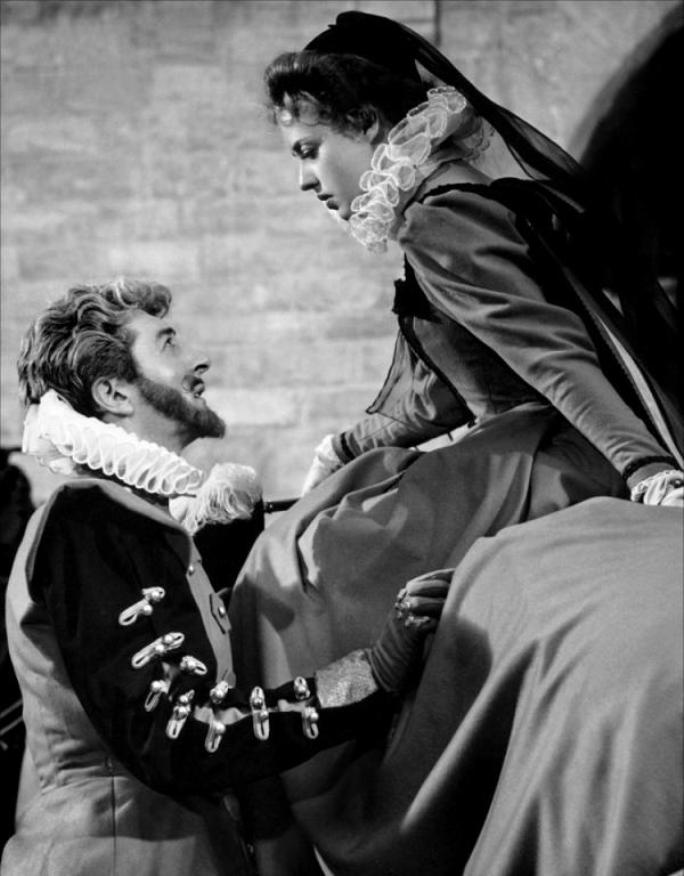 玛尔戈王后(1954)的剧照 玛尔戈王后(1954)的剧照