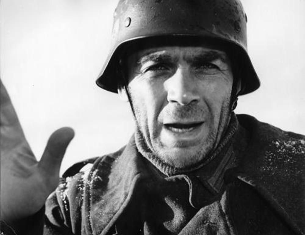 途中考验(1986)的剧照 途中考验(1986)的剧照