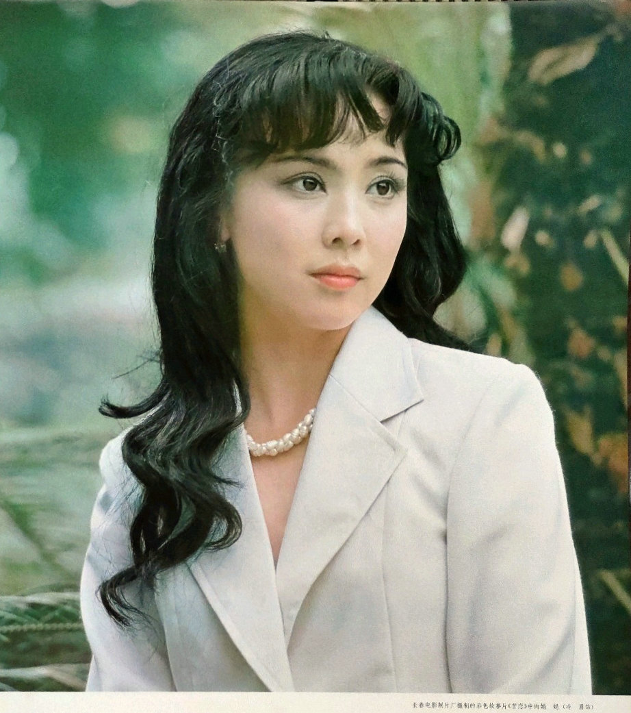 太阳和人
(1980)的剧照 太阳和人
(1980)的剧照