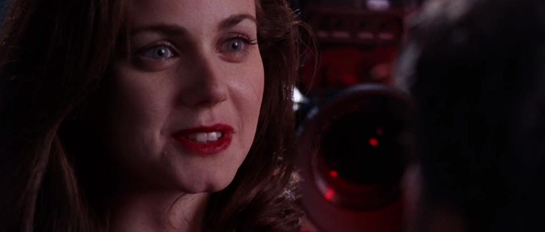 危机最前线(1997)的剧照 危机最前线(1997)的剧照