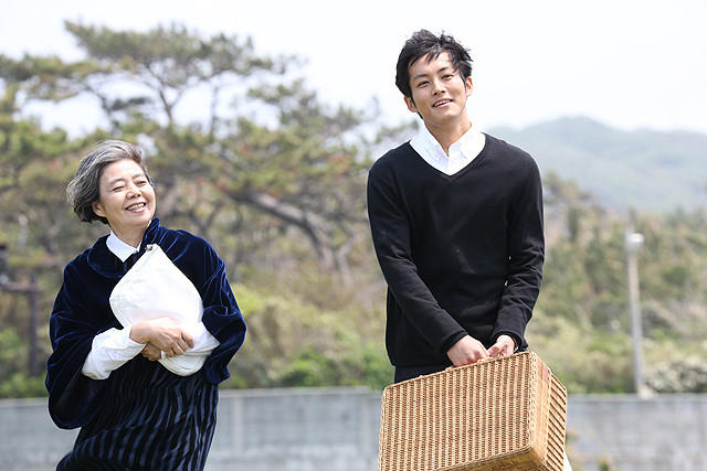 使者(2012)的剧照 使者(2012)的剧照