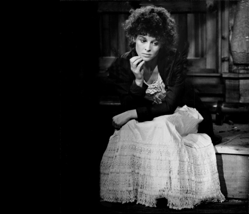 花村(1971)的剧照 花村(1971)的剧照