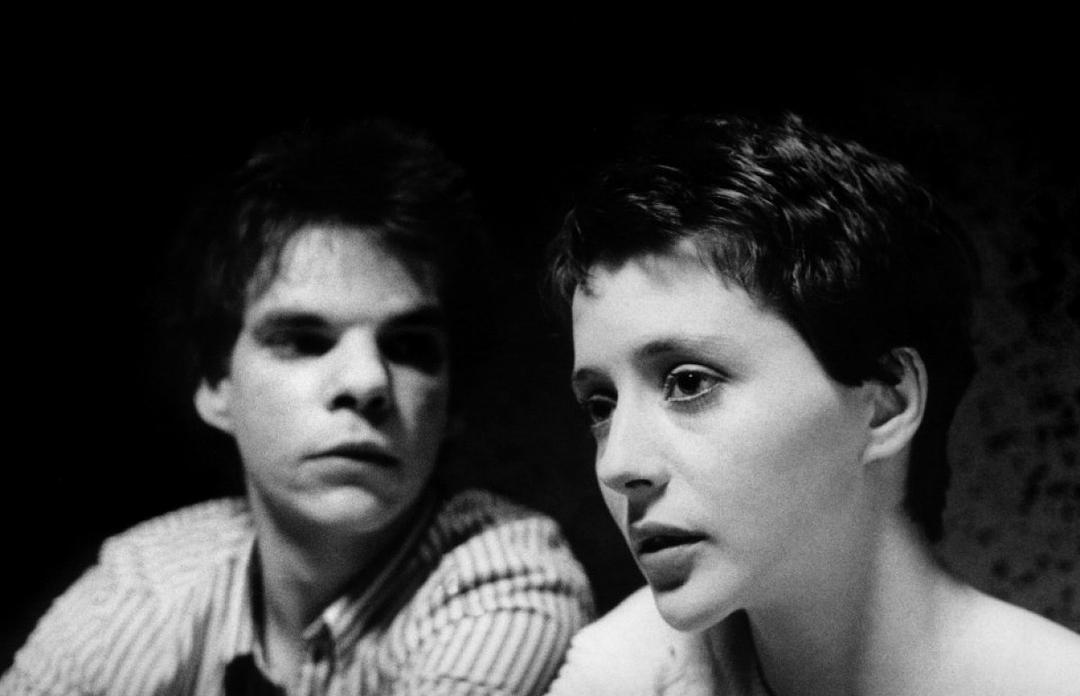 男孩遇见女孩(1984)的剧照 男孩遇见女孩(1984)的剧照