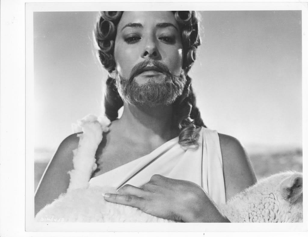 沙漠中的西蒙(1965)的剧照 沙漠中的西蒙(1965)的剧照