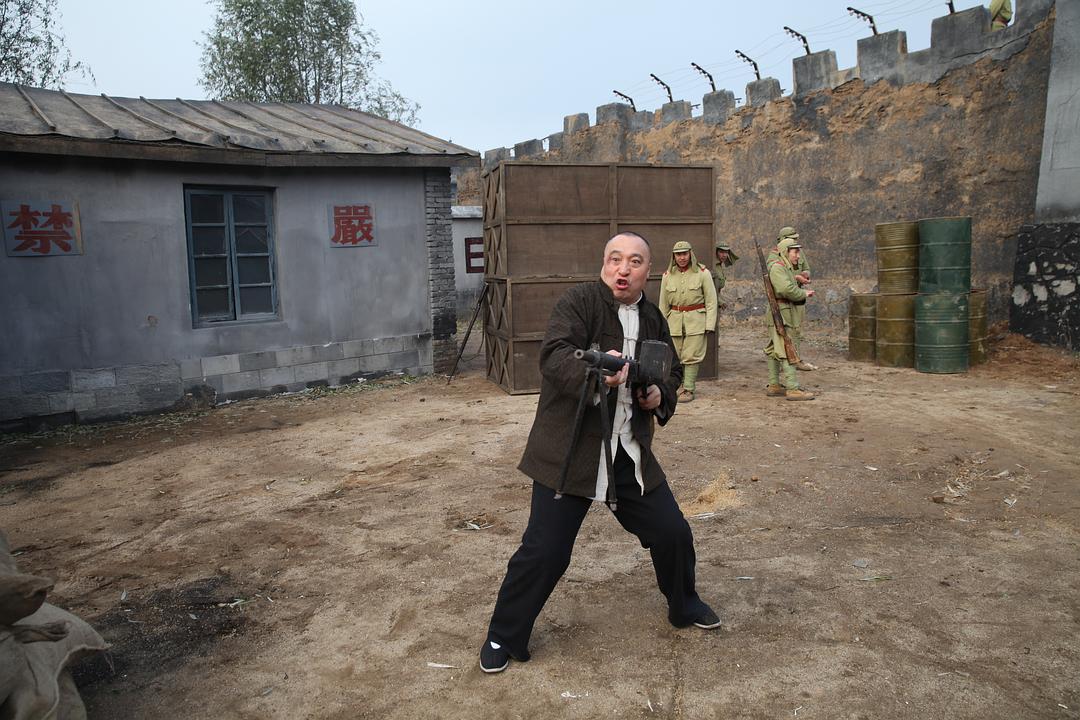 人间大炮
(2017)的剧照 人间大炮
(2017)的剧照