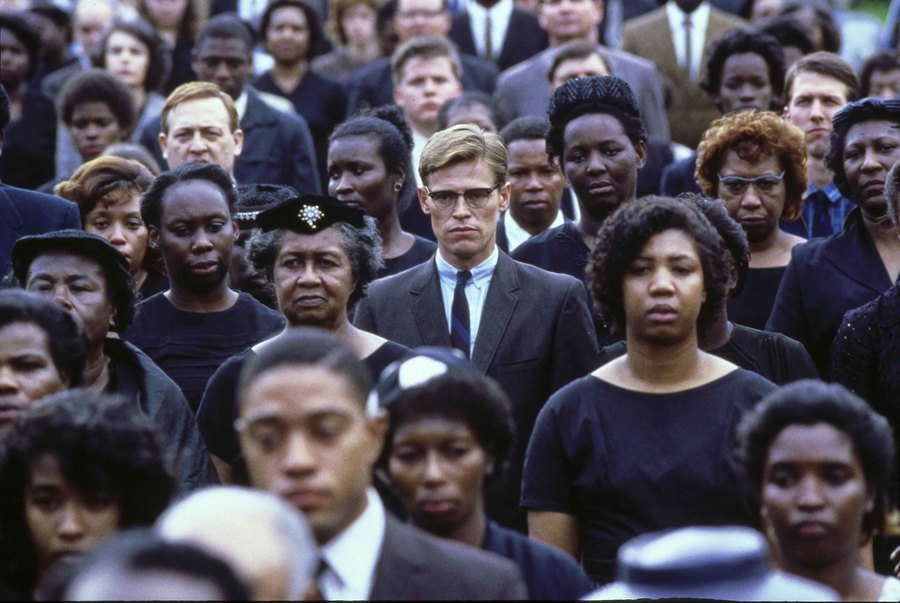 烈血大风暴(1988)的剧照 烈血大风暴(1988)的剧照