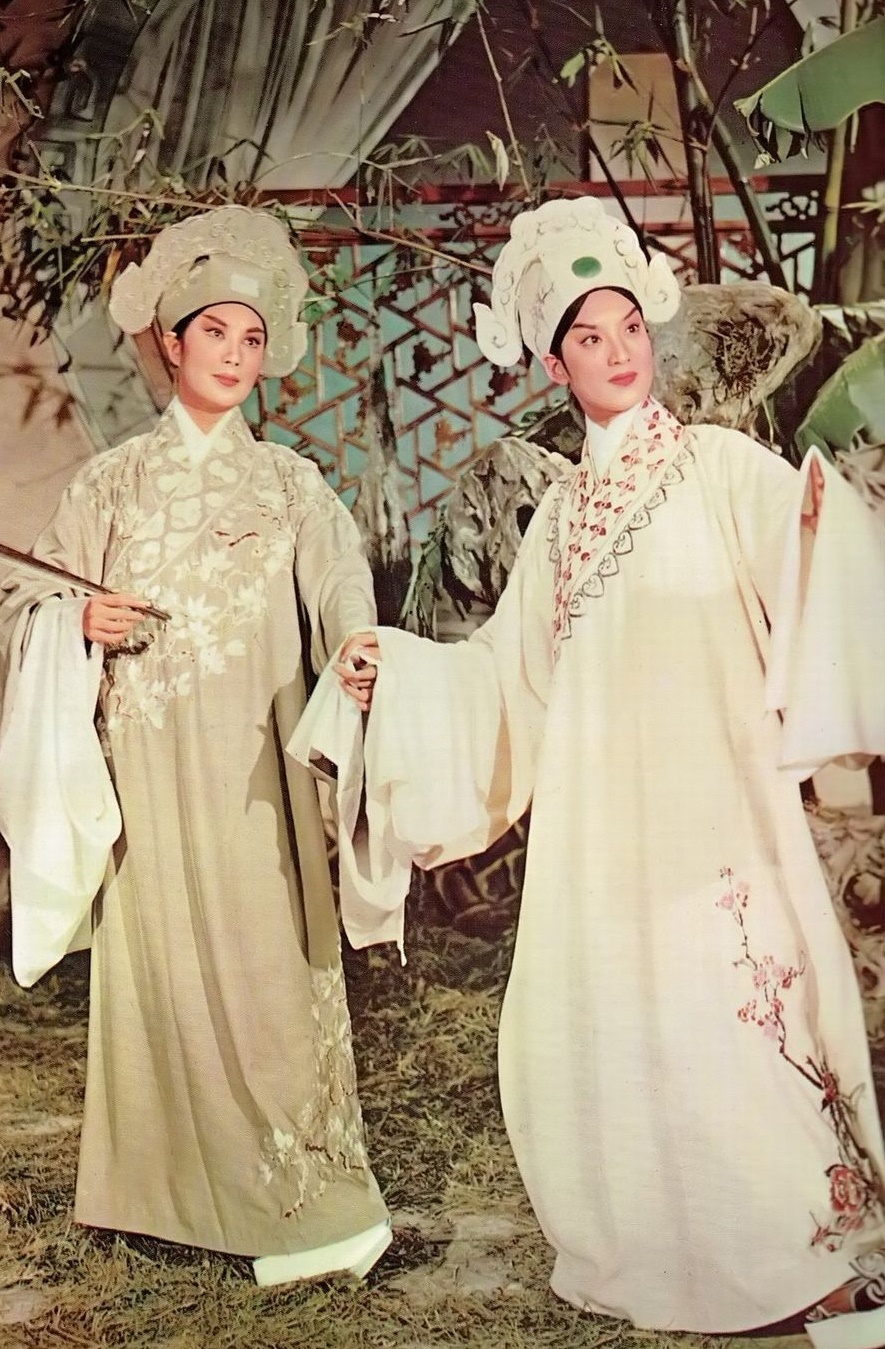 梁山伯与祝英台
(1964)的剧照 梁山伯与祝英台
(1964)的剧照