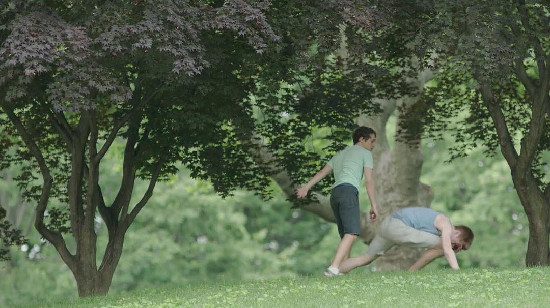 像他那样的少年(2012)的剧照 像他那样的少年(2012)的剧照