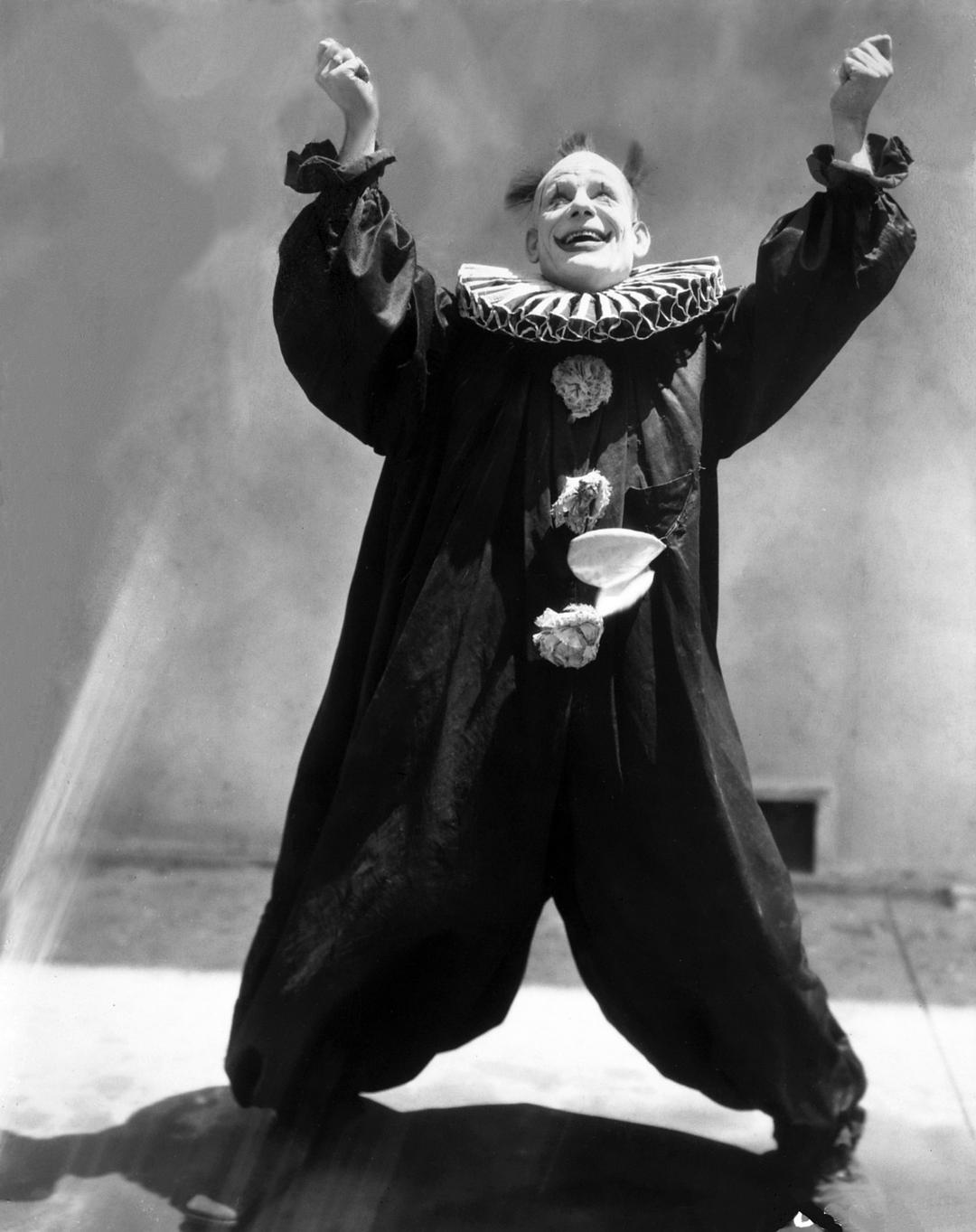 挨了耳光的男人(1924)的剧照 挨了耳光的男人(1924)的剧照