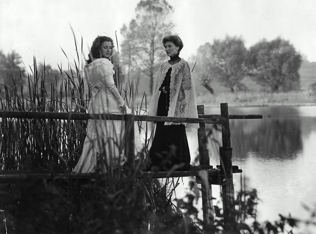 寂寞芳心(1974)的剧照 寂寞芳心(1974)的剧照