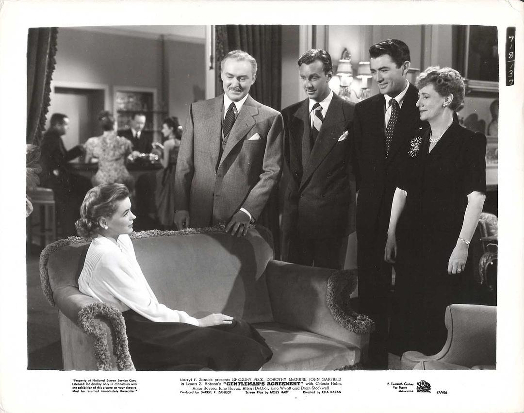 君子协定(1947)的剧照 君子协定(1947)的剧照