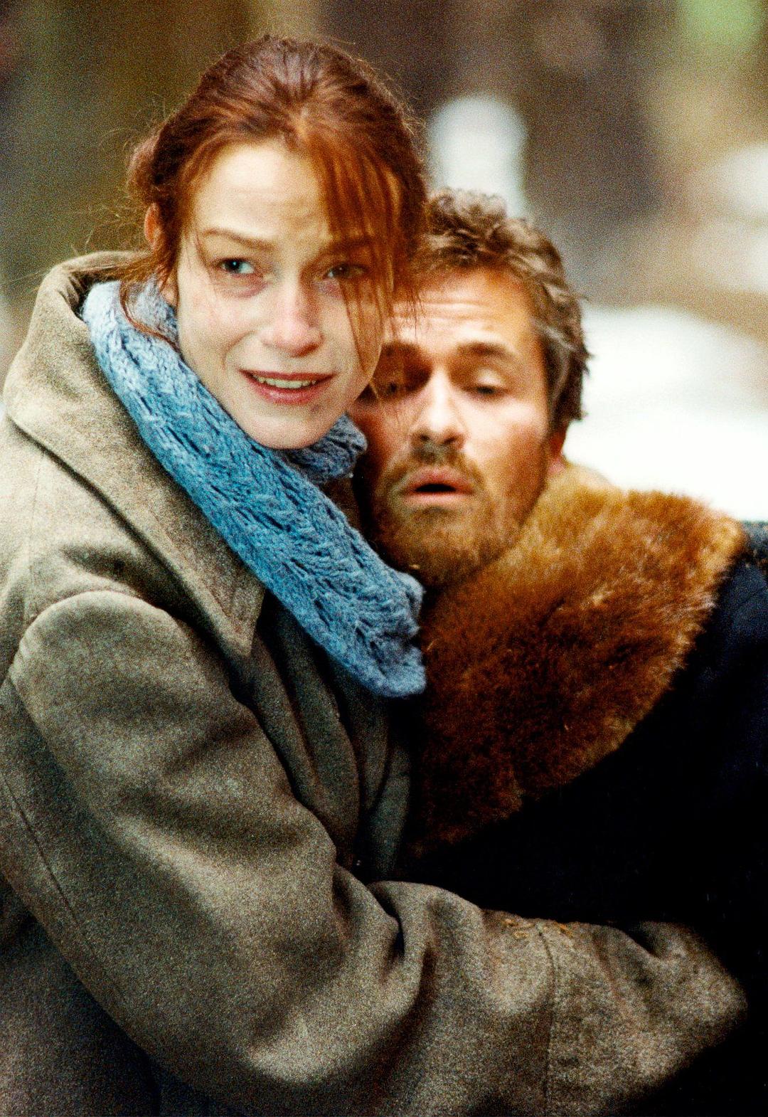 复活(2001)的剧照 复活(2001)的剧照