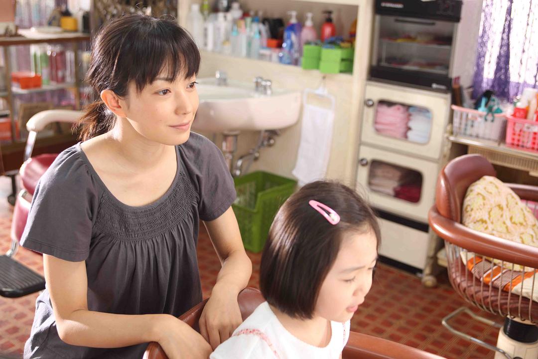 常开野蔷薇(2010)的剧照 常开野蔷薇(2010)的剧照