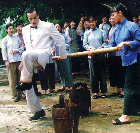 大辫子的诱惑
(1995)的剧照 大辫子的诱惑
(1995)的剧照