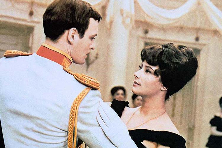 安娜·卡列尼娜(1967)的剧照 安娜·卡列尼娜(1967)的剧照