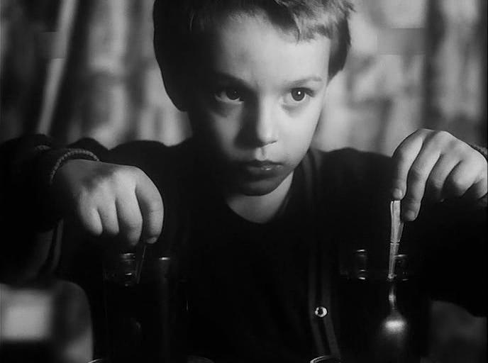 世界的尽头(1988)的剧照 世界的尽头(1988)的剧照