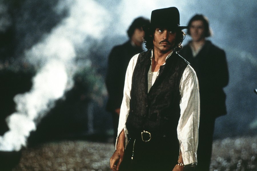 纵情四海(2000)的剧照 纵情四海(2000)的剧照