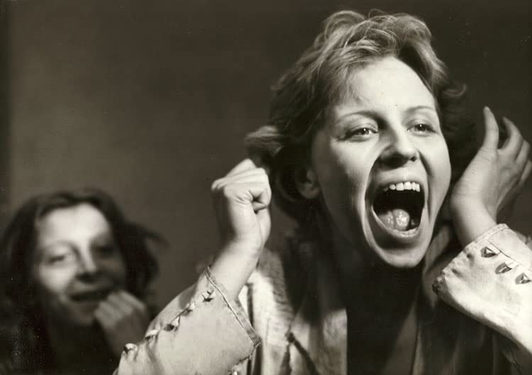 审问(1989)的剧照 审问(1989)的剧照