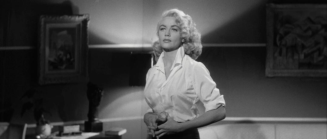 碧海青天夜夜心(1957)的剧照 碧海青天夜夜心(1957)的剧照