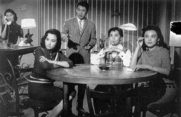 四千金
(1957)的剧照 四千金
(1957)的剧照