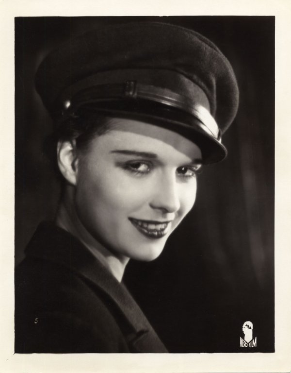 潘多拉的魔盒(1929)的剧照 潘多拉的魔盒(1929)的剧照