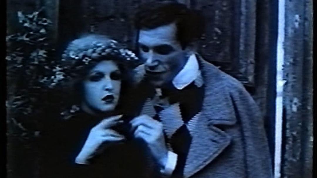 安娜·卡拉马佐夫(1991)的剧照 安娜·卡拉马佐夫(1991)的剧照