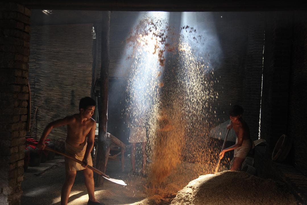 太阳脸
(2013)的剧照 太阳脸
(2013)的剧照