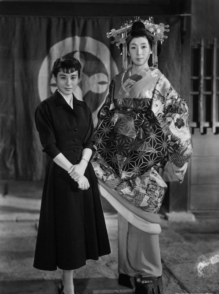 谣言的女人(1954)的剧照 谣言的女人(1954)的剧照