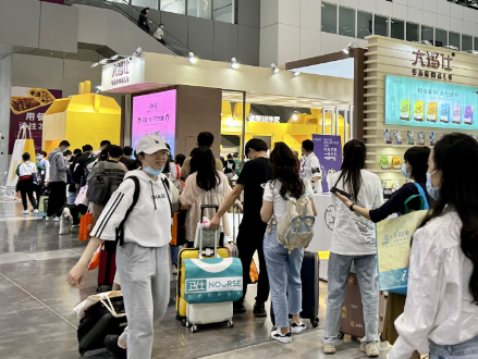 大玛仕携众多明星产品强势亮相第二十四届亚洲宠物展