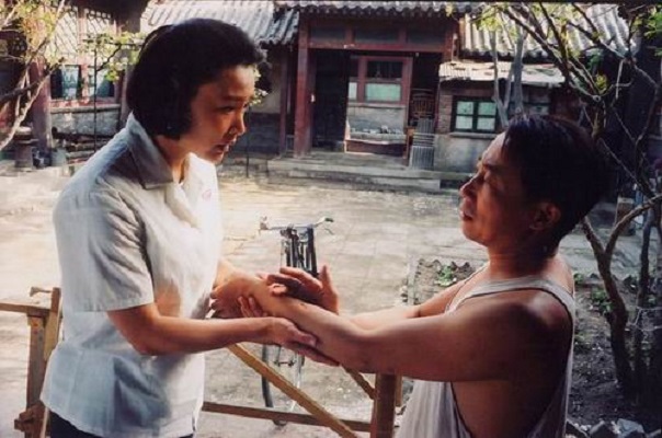 向日葵
(2005)的剧照 向日葵
(2005)的剧照