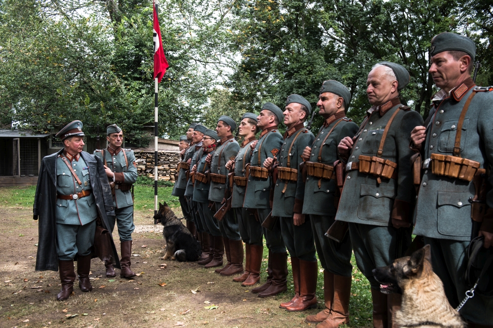 夏至(2015)的剧照 夏至(2015)的剧照