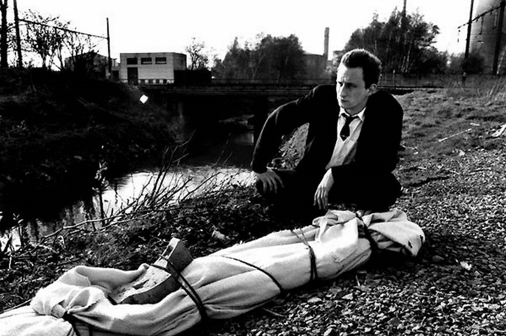 人咬狗(1992)的剧照 人咬狗(1992)的剧照