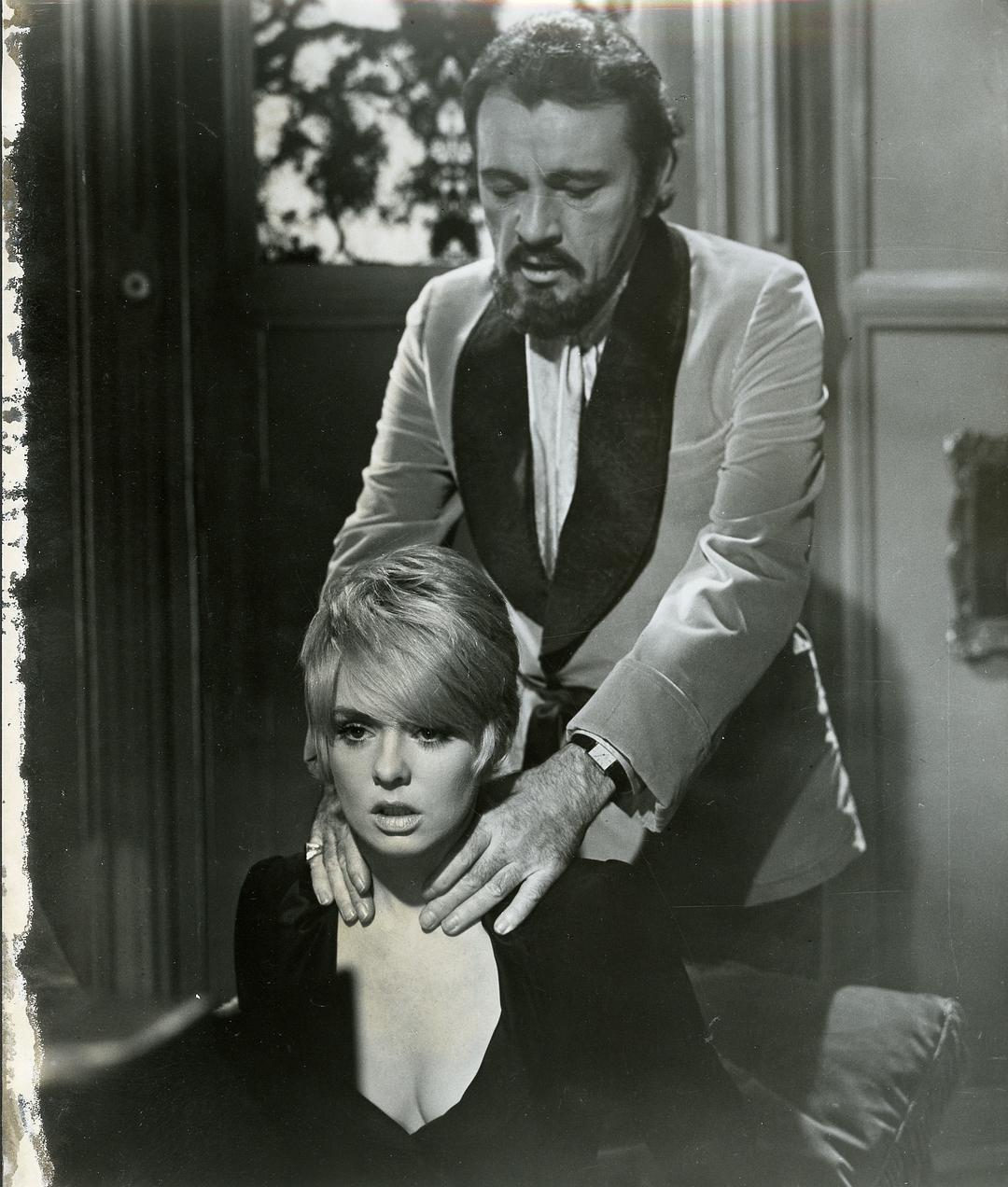 蓝胡子(1972)的剧照 蓝胡子(1972)的剧照