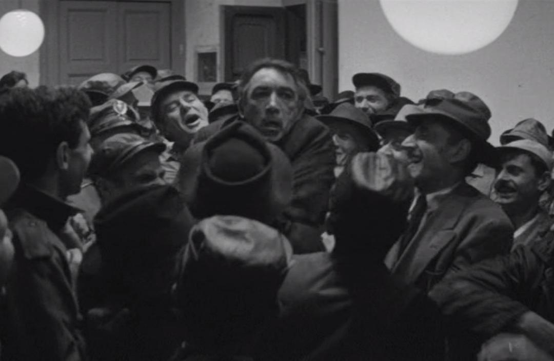 贵妇还乡(1964)的剧照 贵妇还乡(1964)的剧照