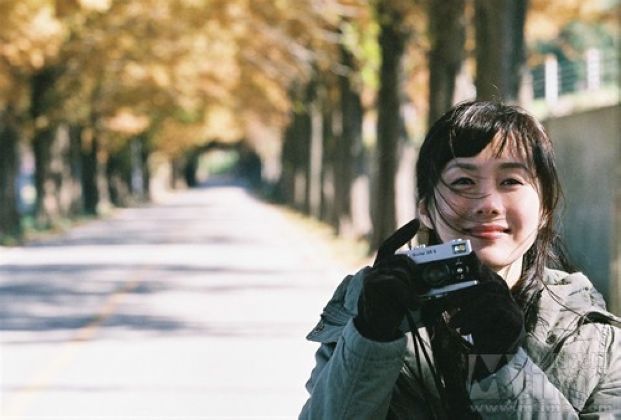 秋天路(2006)的剧照 秋天路(2006)的剧照