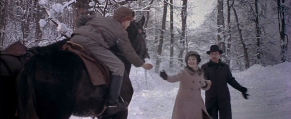 溃逃(1971)的剧照 溃逃(1971)的剧照