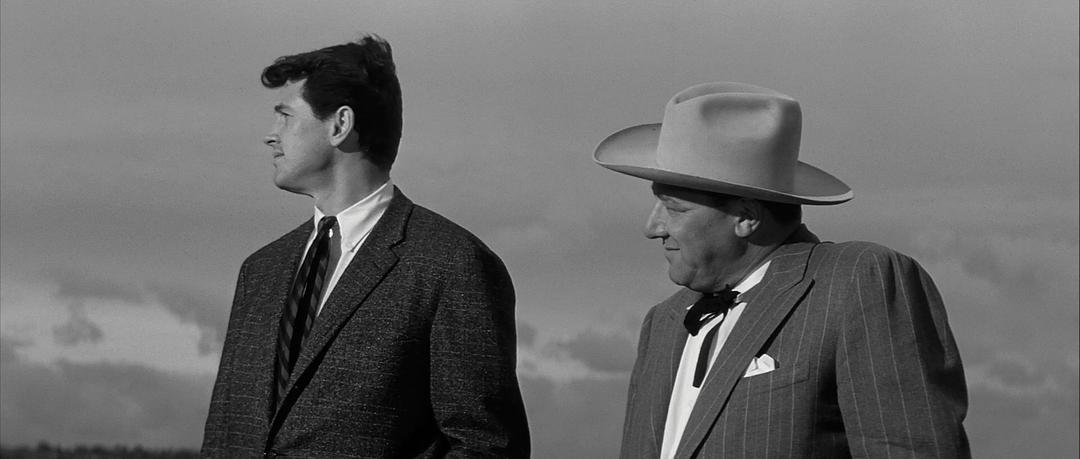 碧海青天夜夜心(1957)的剧照 碧海青天夜夜心(1957)的剧照