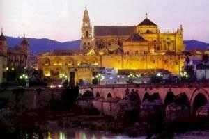 科尔多瓦历史中心晚景