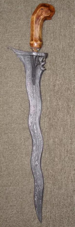 摩洛海盗最常使用的武器----克利刀