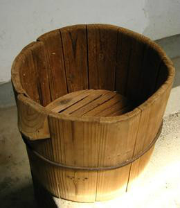 底部镂空结构的饭甑