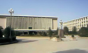 武汉地质学院图片1