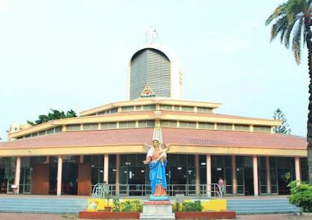 达卡市圣玫瑰天主教堂