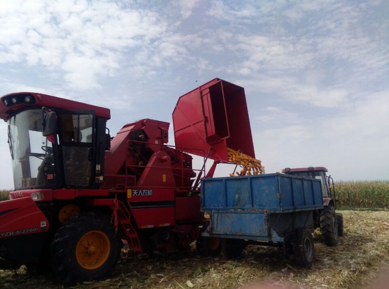 碱滩镇农业机器化