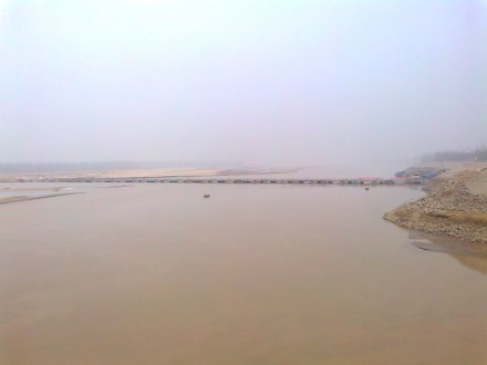 黄河浮桥远景